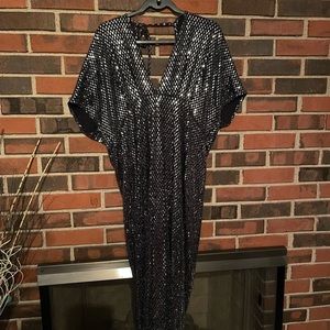 Boohoo woman’s sequence dress size 18/20